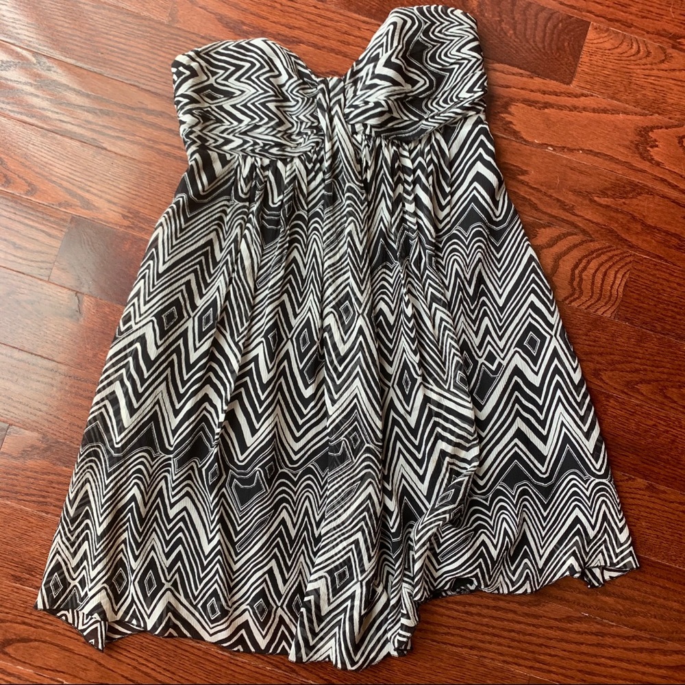 4/$25 Express Cute Dress